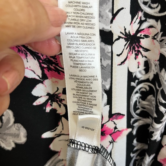 White House Black Market Black and Pink Floral 3/4 sleeve dress L - Picture 6 of 9